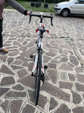 Used Wilier GTR 2018 Road & Gravel, White — image 5 of 18
