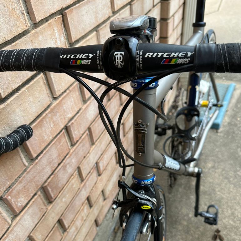 Used Independent Fabrication Crown Jewel Ti 2005 2005 Road & Gravel, Light Gray — image 2 of 13