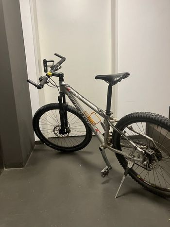 Used Carver Carver Custom Shimano Deore LX 2003 Mountainbike — image 10 of 11