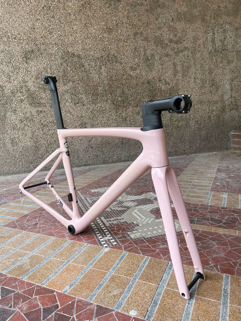 Brugt Specialized Tarmac SL7 Expert 2023 Frameset 2023 Road & Gravel — billede 1 af 12
