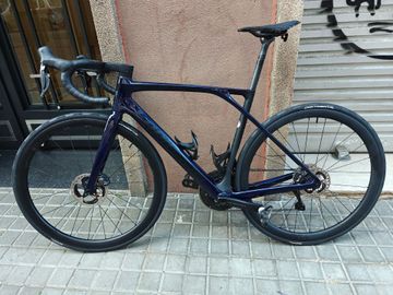 Used Lapierre Xelius Shimano Ultegra Di2 2025 Road & Gravel, Blue — image 2 of 30
