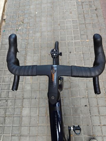 Used Lapierre Xelius Shimano Ultegra Di2 2025 Road & Gravel, Blue — image 6 of 30
