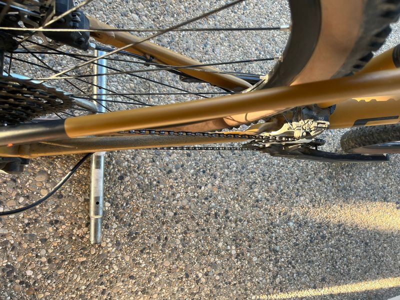Used CUBE Aim Shimano Deore 2024 Mountainbike, Orange — image 14 of 18