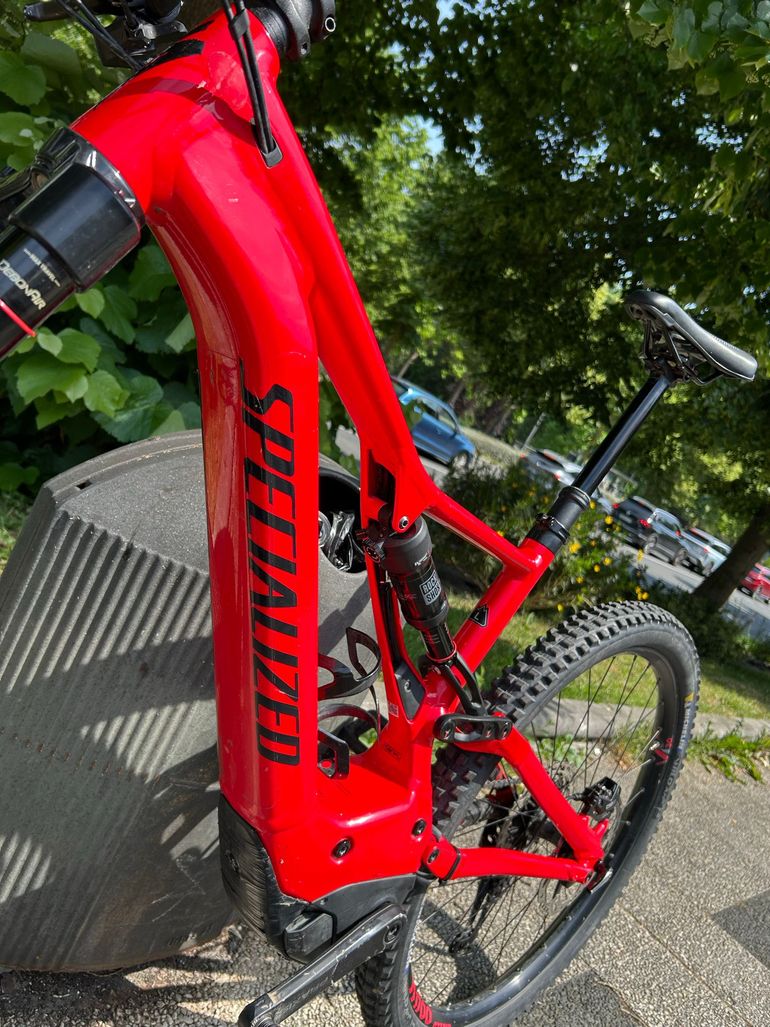 Used Specialized Alloy 2021 Mountainbike, Red — image 7 of 56