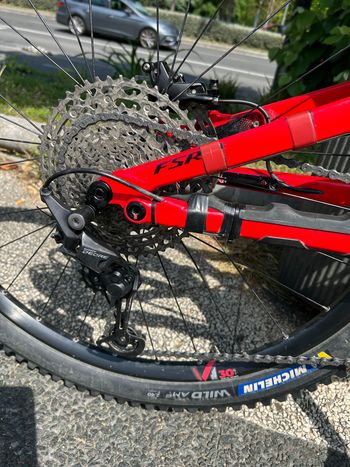 Used Specialized Alloy 2021 Mountainbike, Red — image 55 of 56