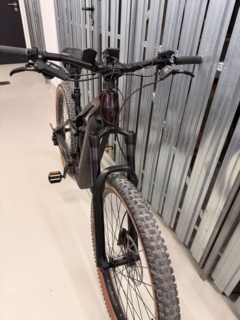 Used CUBE STEREO HYBRID 140 HPC, RACE 625 2023 2023 Mountainbike, Red, 27.5, 29 — image 12 of 16