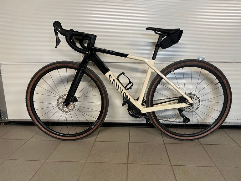 Used Canyon Gravel Grail CF SL 7 Baujahr 2024 2024 Road & Gravel, Black — image 1 of 4