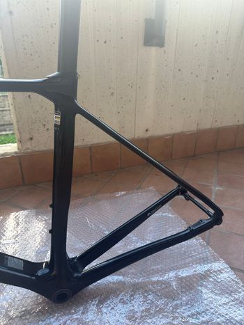 Used Giant TCR Advanced Pro 1 Di2 2025 Frameset 2025 Road & Gravel, Black — image 7 of 10