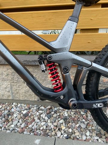 Used Prime Custom SRAM X01 DH 2024 Mountainbike, Light Gray — image 3 of 6