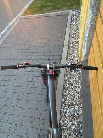 Used Prime Custom SRAM X01 DH 2024 Mountainbike, Light Gray — image 5 of 6