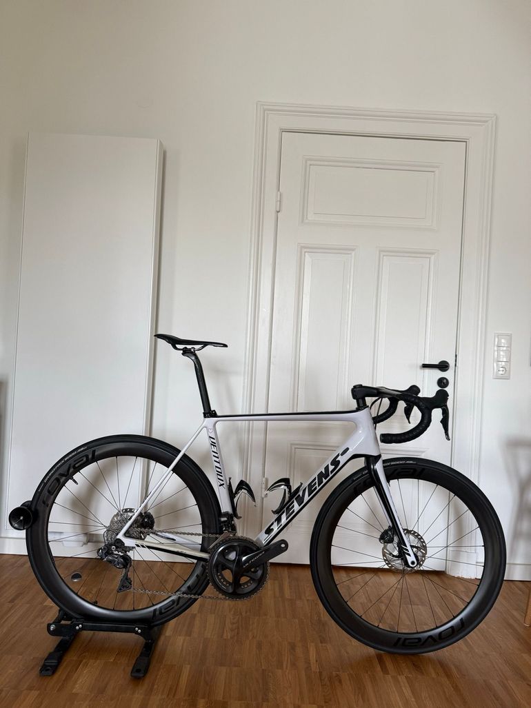 Used Stevens Ventoux Shimano Ultegra Di2 2021 Road & Gravel — image 1 of 3