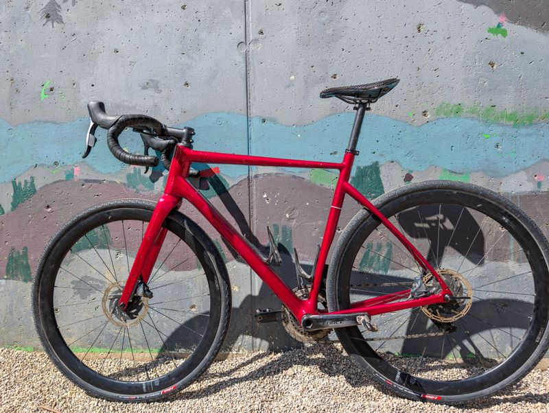 Used Fara F/All-Road Force AXS 2023 2023 Road & Gravel, Red — image 2 of 12