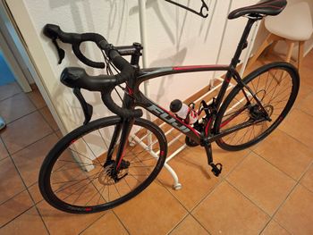 Used Fuji Gran Fondo 2.3 2017 2017 Road & Gravel, Schwarz — image 2 of 4