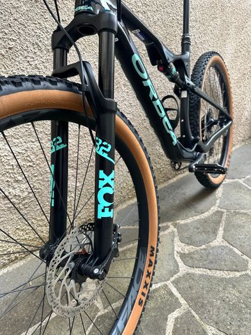 Orbea OIZ H30 2025 2025 Mountainbike usato, Nero — immagine 3 di 5