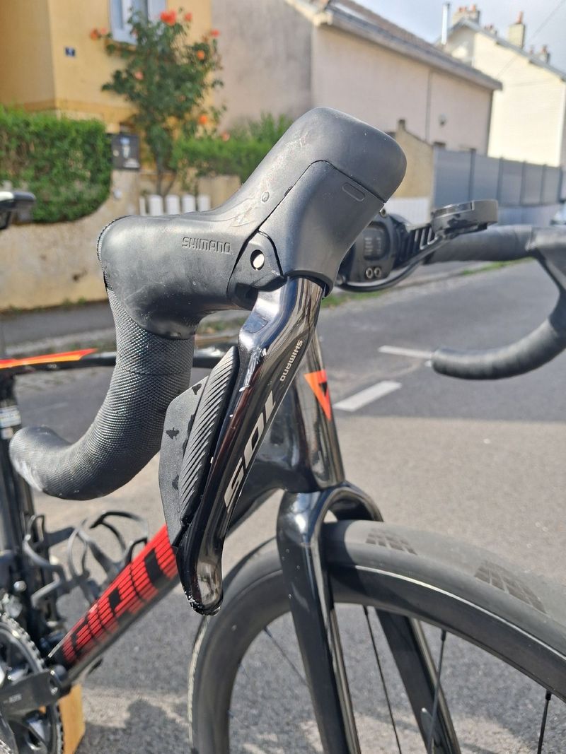 Giant Defy Advanced 1 2024 2024 Road & Gravel d'occasion — image 4 sur 4