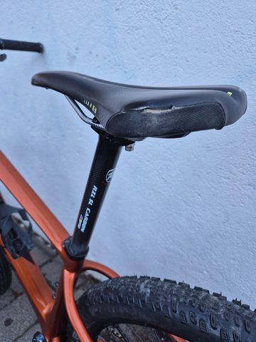 Used Giant XTC, Advanced 29 2 2022 2022 Mountainbike, Orange, 29 — image 29 of 36
