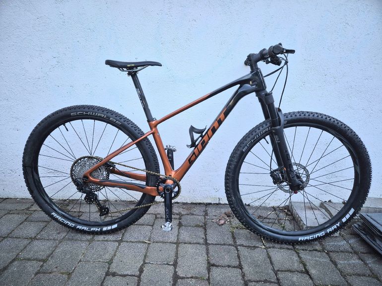 Used Giant XTC, Advanced 29 2 2022 2022 Mountainbike, Orange, 29 — image 2 of 29