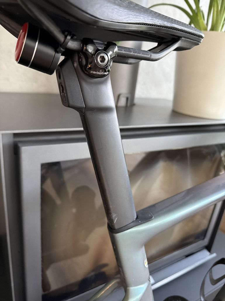 Used Specialized S-Works Tarmac SL7 - Shimano Dura-Ace Di2 2023 2023 Road & Gravel, Light Gray — image 6 of 7