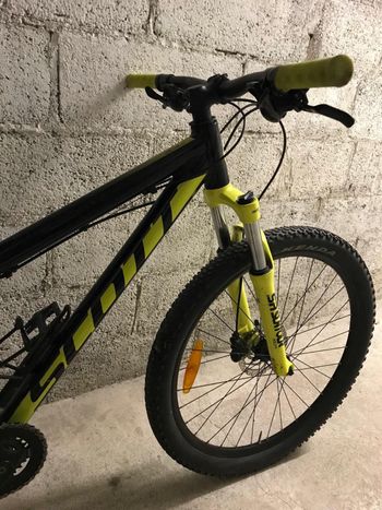 Used Scott Scale JR 26 2018 2018 Youth, Nero — image 2 of 7