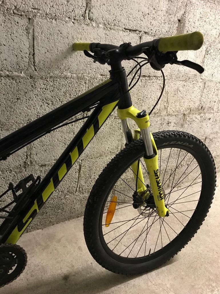 Used Scott Scale JR 26 2018 2018 Youth, Nero — image 2 of 7