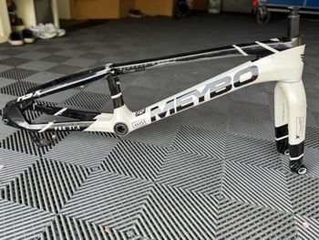meybo, Meybo Custom Frameset