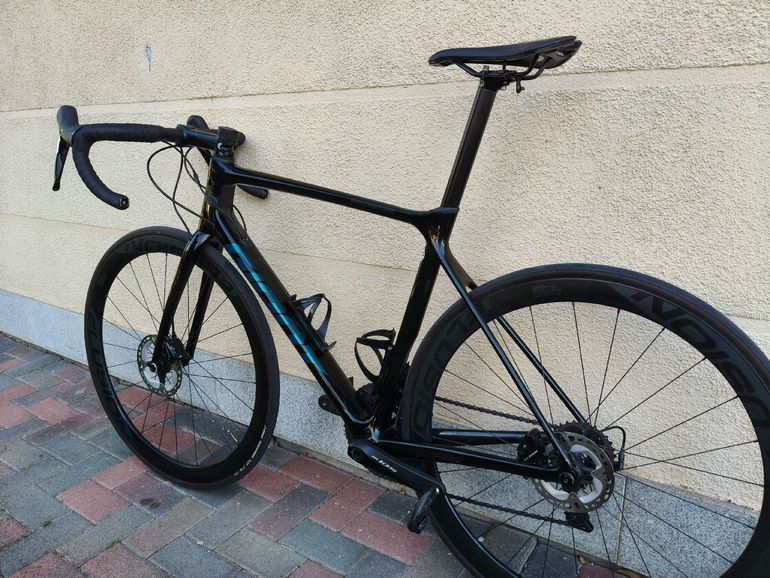 Used Giant TCR Advanced Pro 2 Disc 2021 2021 Road & Gravel, Black — image 5 of 18