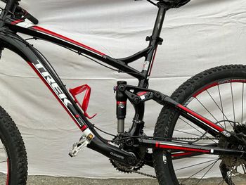 Used Trek Fuel EX 7 29 2017 2017 Mountainbike, Black, 29 — image 5 of 8