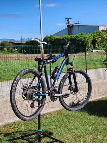 Used Trek 3700 Disc 2013 2013 Mountainbike, Black, 26 — image 3 of 6