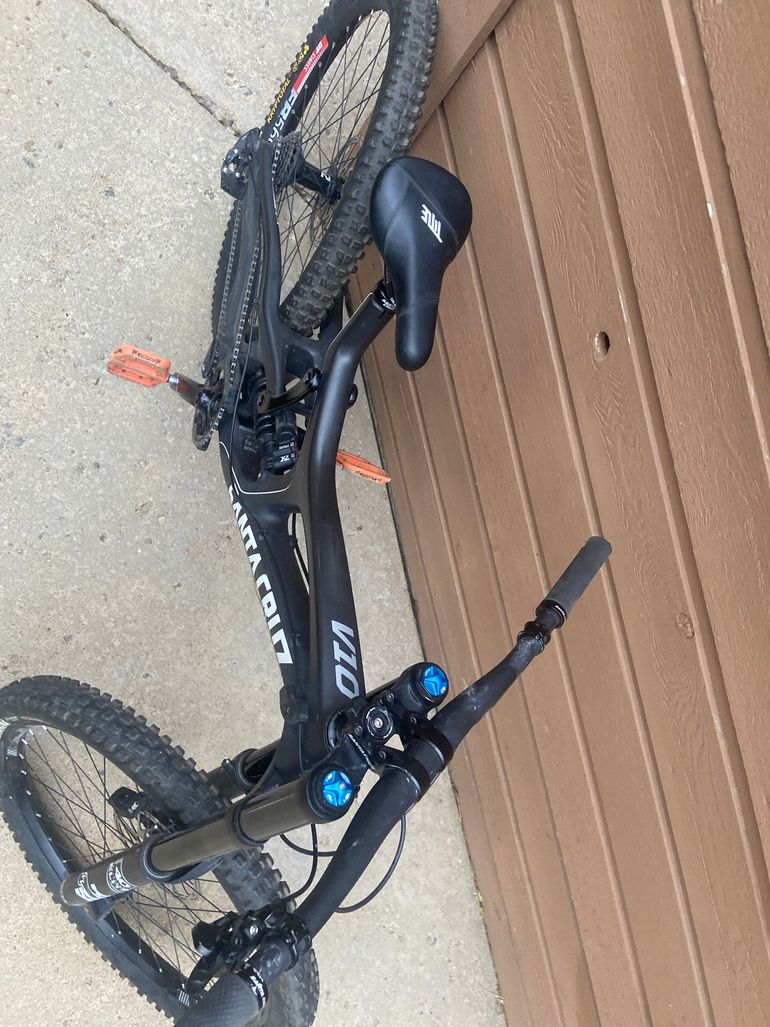 Used Santa Cruz V10 SRAM GX DH 2019 Mountainbike, Black — image 4 of 5