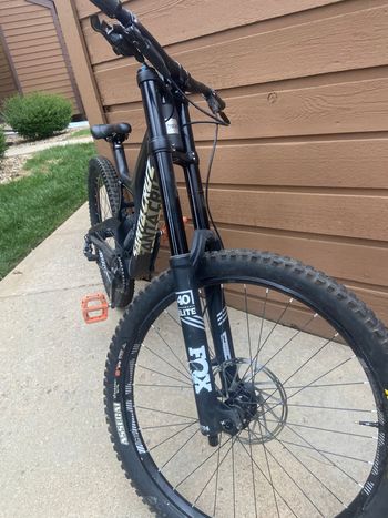 Used Santa Cruz V10 SRAM GX DH 2019 MTB