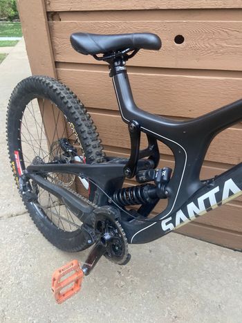 Used Santa Cruz V10 SRAM GX DH 2019 Mountainbike, Black — image 3 of 5