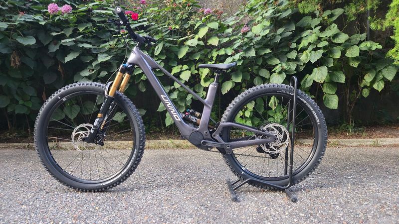 Used UNNO MITH Race 2025 2025 Mountainbike, Light Gray, 29, 27.5 — image 2 of 12