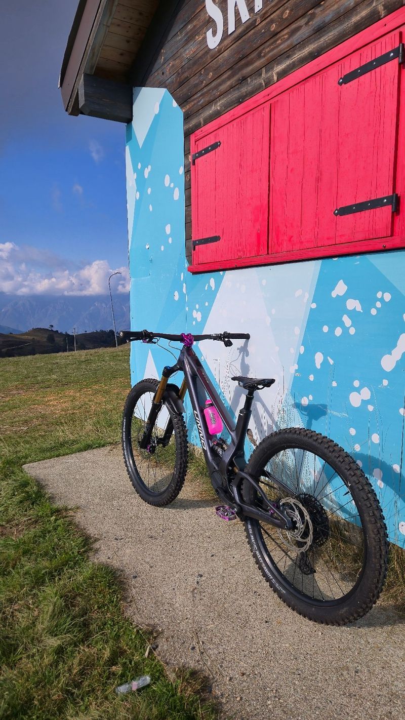Used UNNO MITH Race 2025 2025 Mountainbike, Light Gray, 29, 27.5 — image 11 of 12