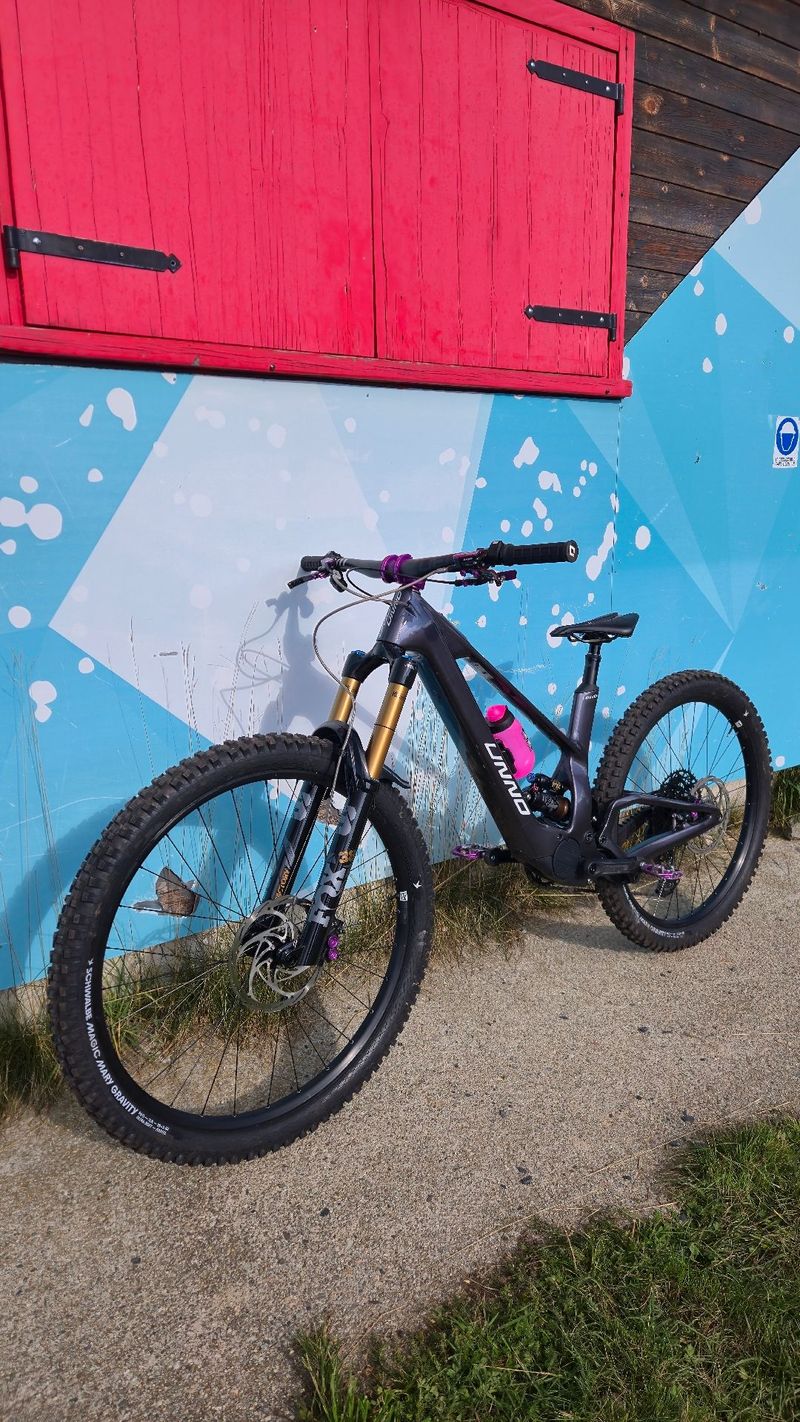 Used UNNO MITH Race 2025 2025 Mountainbike, Light Gray, 29, 27.5 — image 12 of 12