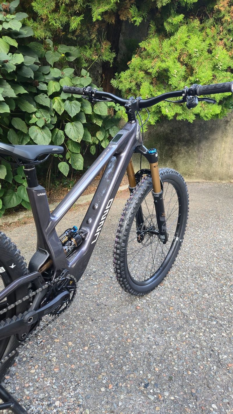 Used UNNO MITH Race 2025 2025 Mountainbike, Light Gray, 29, 27.5 — image 4 of 12