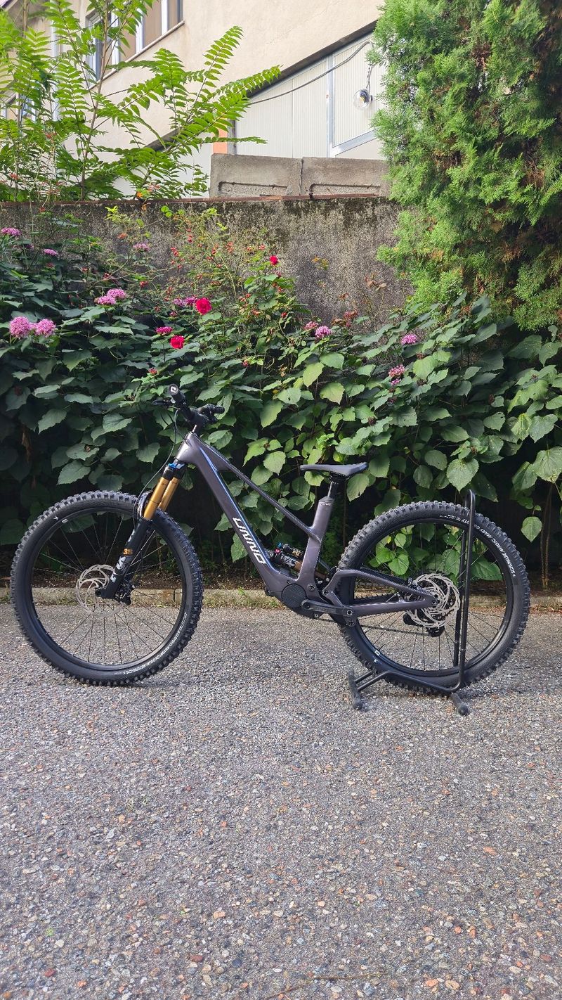 Used UNNO MITH Race 2025 2025 Mountainbike, Light Gray, 29, 27.5 — image 10 of 12