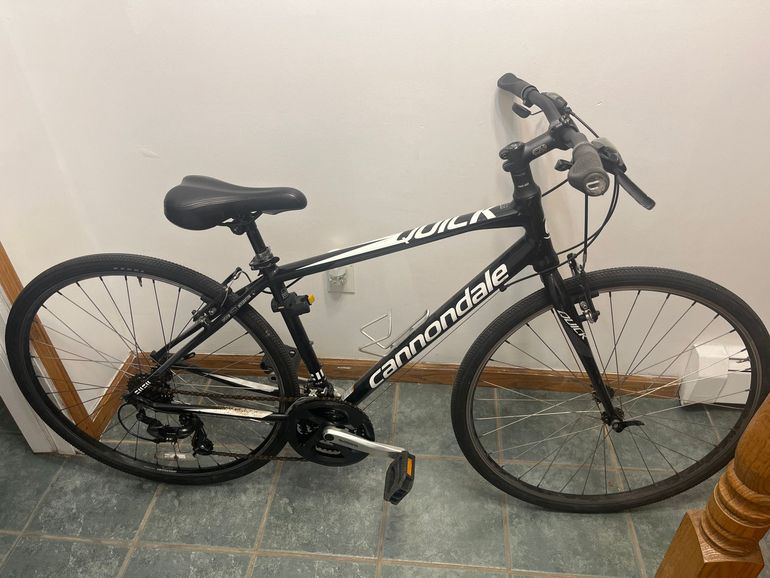 Used Cannondale Quick 4 2026 2026 Urban, Black — image 1 of 4