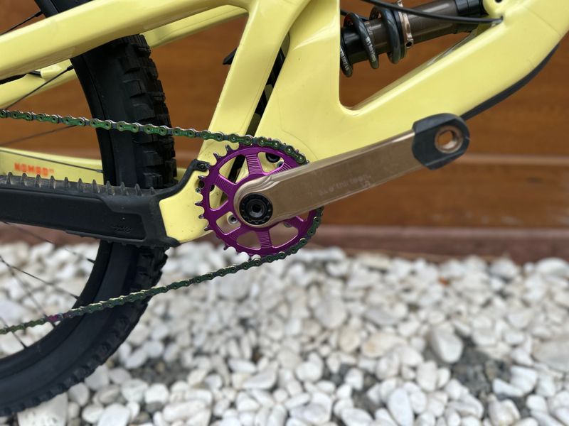 Used Santa Cruz Nomad 6 2025 Mountainbike, Orange — image 9 of 18