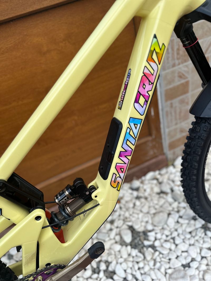 Used Santa Cruz Nomad 6 2025 Mountainbike, Orange — image 17 of 18