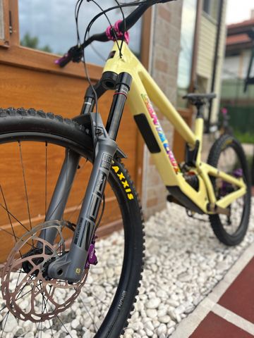 Used Santa Cruz Nomad 6 2025 Mountainbike, Orange — image 10 of 18