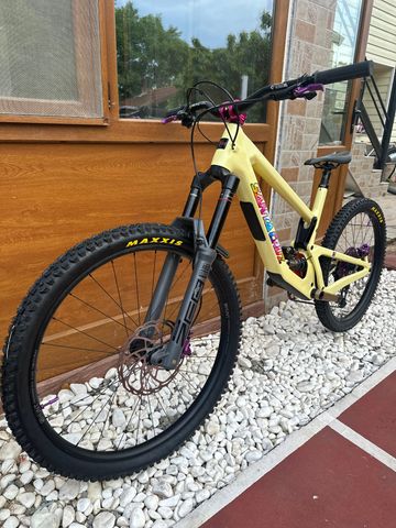 Used Santa Cruz Nomad 6 2025 Mountainbike, Orange — image 4 of 18