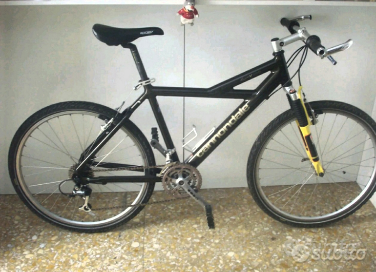 Used Cannondale Cannondale KILLER V 500 Shimano LX Rock Shox M 1996 Mountainbike, Green — image 1 of 6