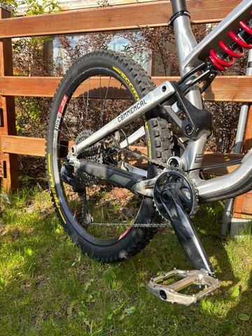 Tweedehands Commencal META TR RACE 2022 2022 Mountainbike — afbeelding 17 van 17