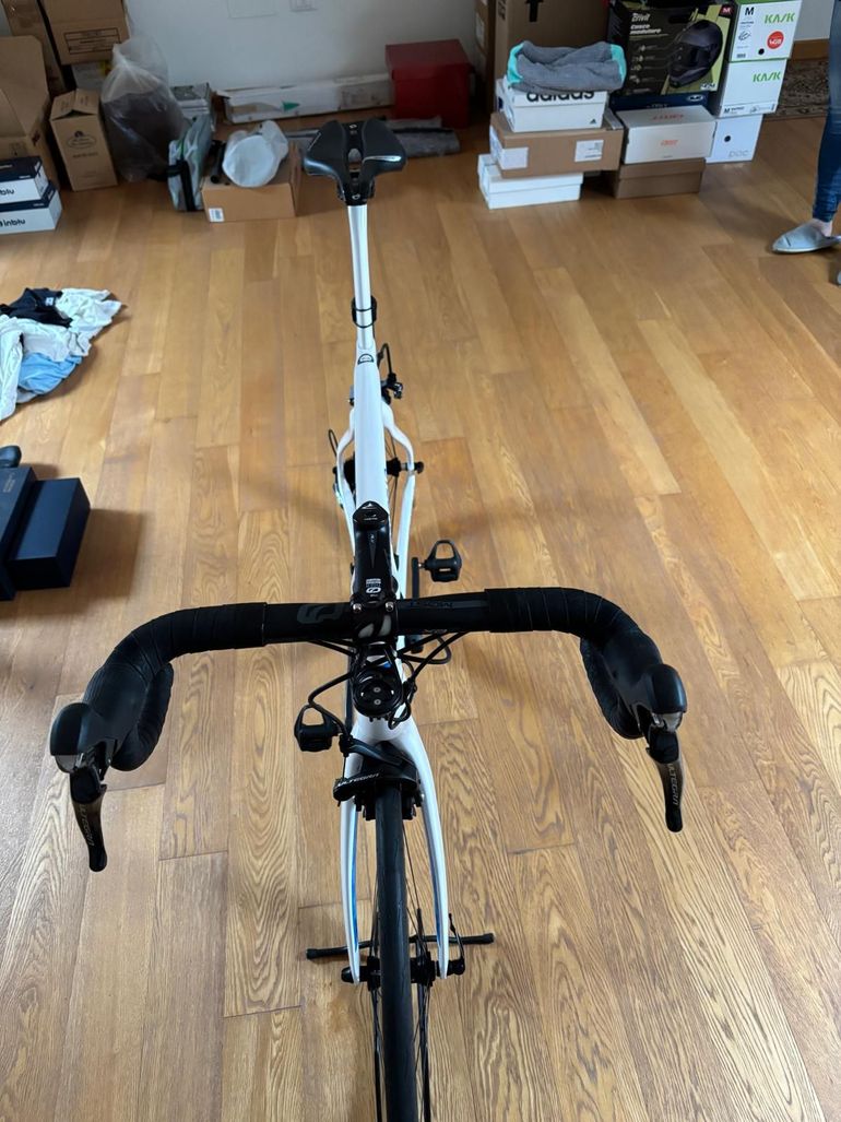 Used Pinarello Dogma F10 Rim-brake Shimano Ultegra R8000 11v 2021 Road & Gravel, White — image 5 of 6
