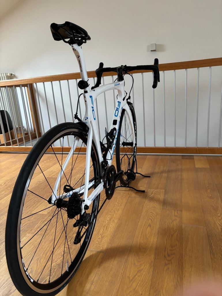 Used Pinarello Dogma F10 Rim-brake Shimano Ultegra R8000 11v 2021 Road & Gravel, White — image 3 of 6