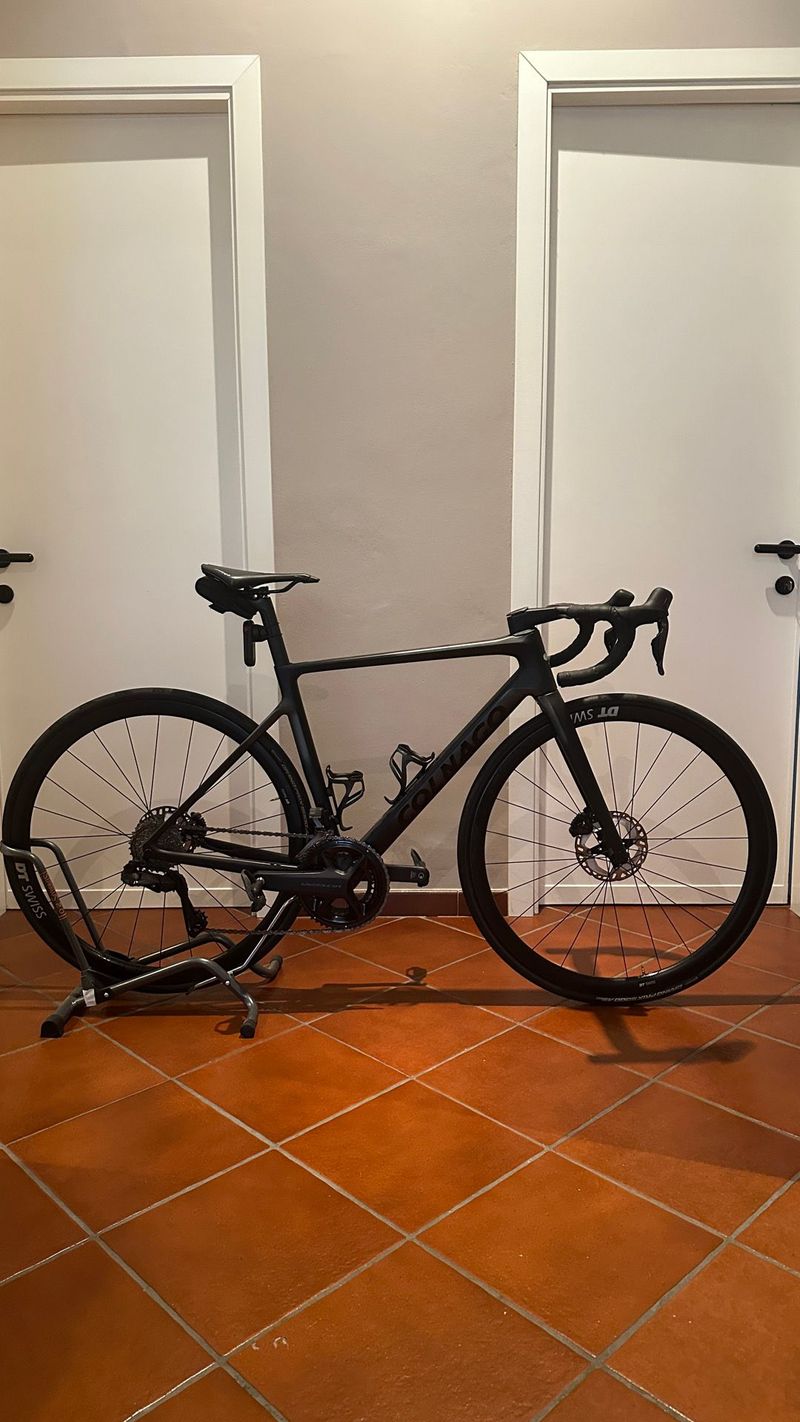 Used Colnago V4Rs Disc Ultegra Di2 8100 w/Fulcrum Racing Wind 400 Wheels 2024 2024 Road & Gravel