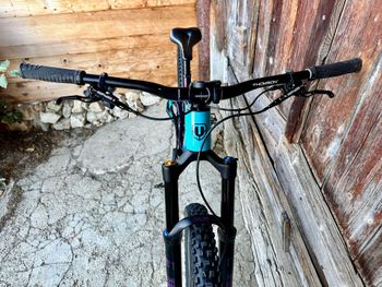 Used Mondraker Raze SRAM X0 Eagle AXS (T-Type) 2023 Mountainbike, Purple — image 5 of 11