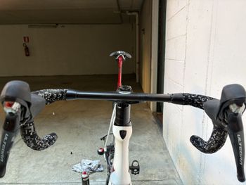 Used Trek Madone SLR 6 Gen 6 2021 2021 Road & Gravel, Weiß — image 24 of 25