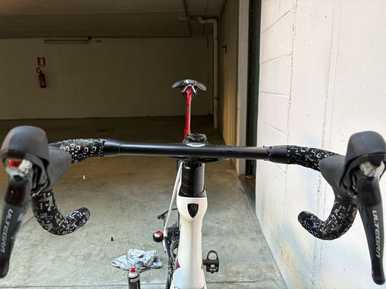 Used Trek Madone SLR 6 Gen 6 2021 2021 Road & Gravel, Weiß — image 24 of 25