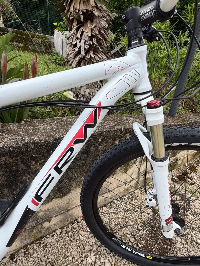 Tweedehands F R W Frw 2016 Mountainbike — afbeelding 5 van 6